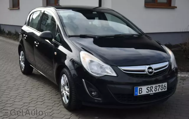 OPEL Corsa 1.4 16V Edition 150