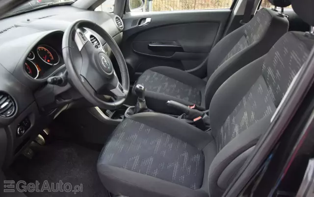 OPEL Corsa 1.4 16V Edition 150
