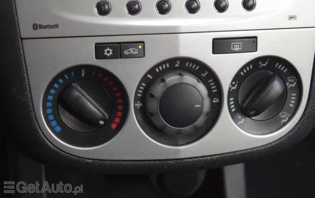 OPEL Corsa 1.4 16V Edition 150