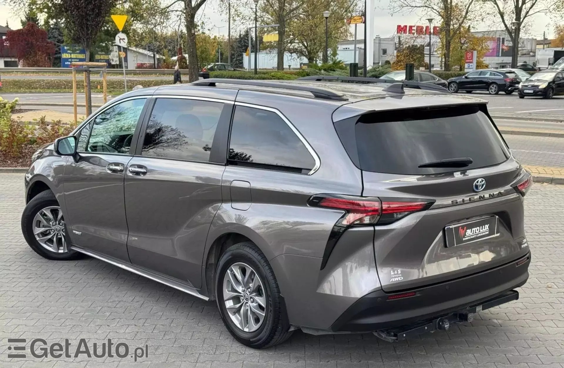 TOYOTA Sienna 