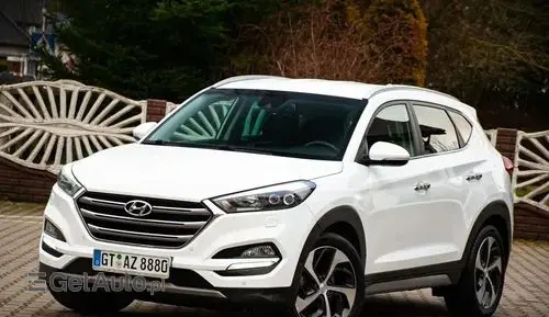 HYUNDAI Tucson 