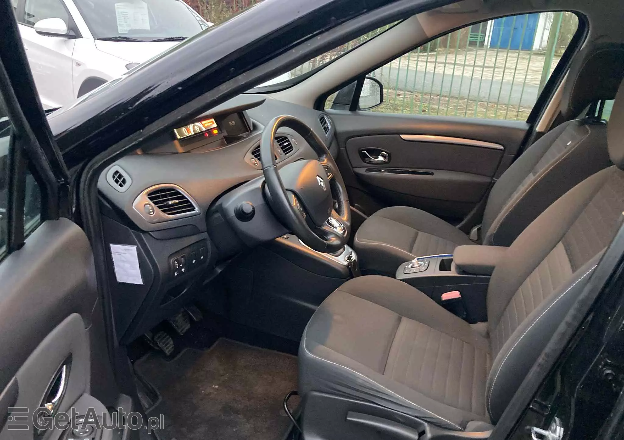 RENAULT Grand Scenic DCi 110 LIMITED