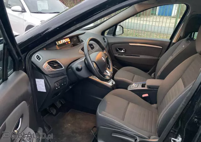 RENAULT Grand Scenic DCi 110 LIMITED