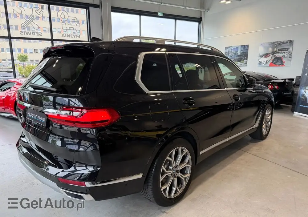 BMW X7 
