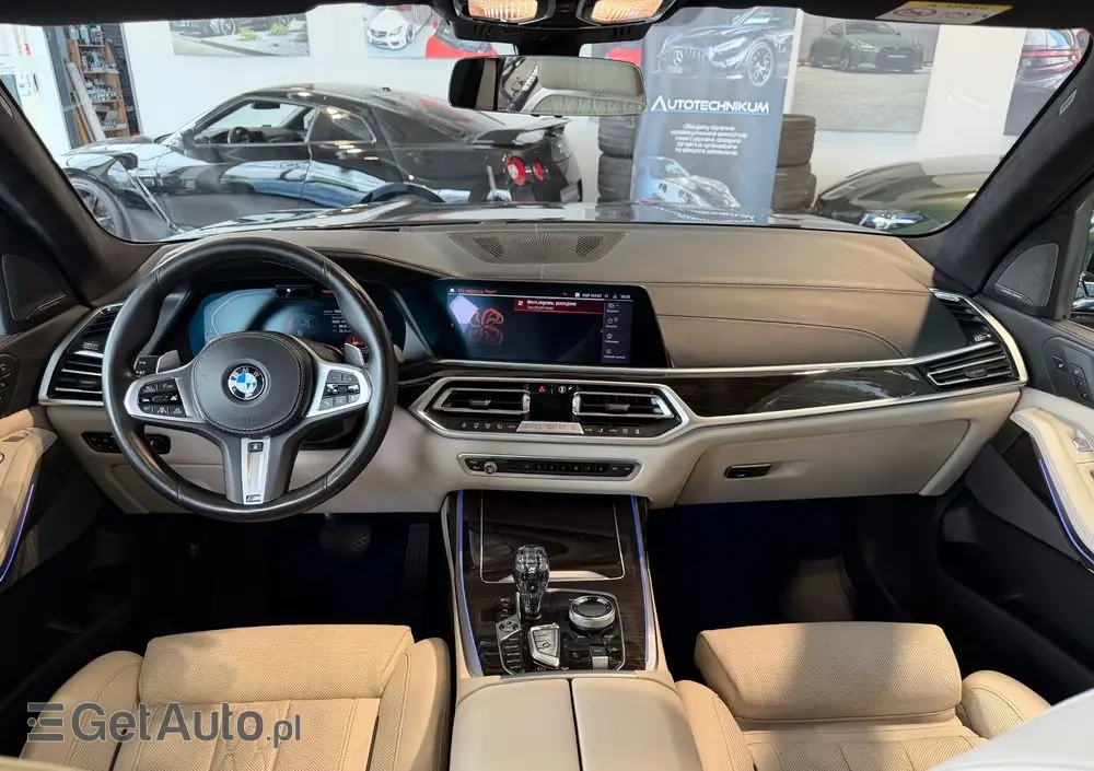 BMW X7 