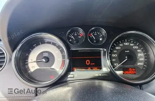 PEUGEOT RCZ 