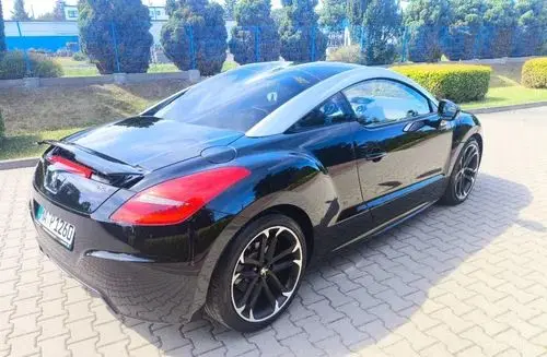 PEUGEOT RCZ 