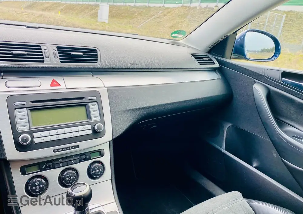 VOLKSWAGEN Passat 2.0 TDI Highline