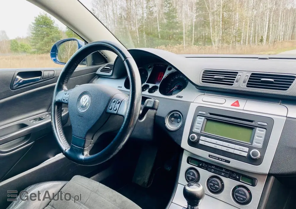 VOLKSWAGEN Passat 2.0 TDI Highline