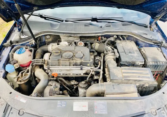 VOLKSWAGEN Passat 2.0 TDI Highline