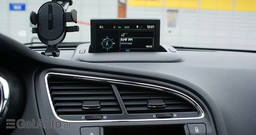 PEUGEOT 5008 1.6 HDi Access