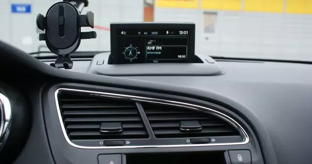 PEUGEOT 5008 1.6 HDi Access