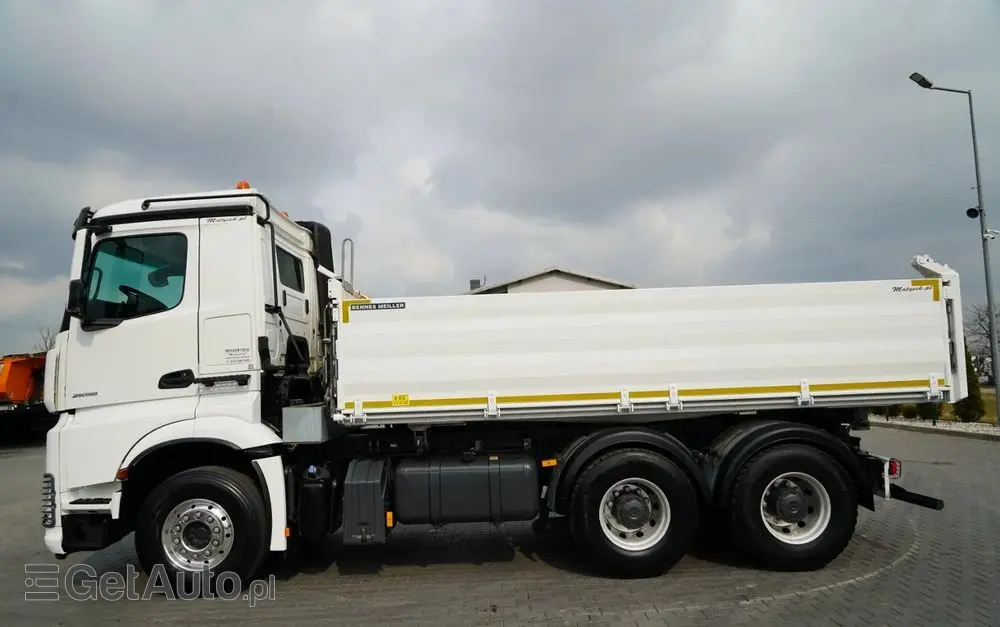 MERCEDES-BENZ AROCS 2658 / WYWROTKA 3 STRONNA / ŁADOWNOŚĆ 14 TON / ALUFELGI  / EURO 6 / 