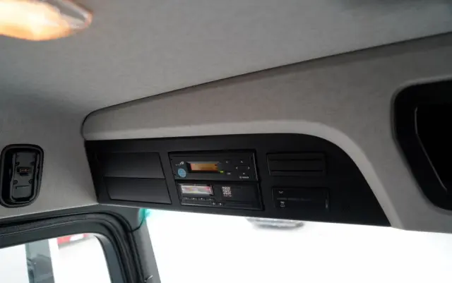 MERCEDES-BENZ AROCS 2658 / WYWROTKA 3 STRONNA / ŁADOWNOŚĆ 14 TON / ALUFELGI  / EURO 6 / 