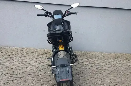 DUCATI Diavel 
