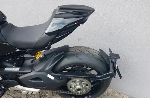 DUCATI Diavel 