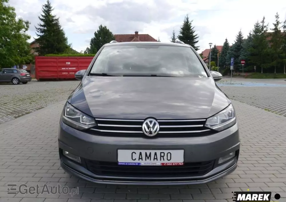 VOLKSWAGEN Touran 
