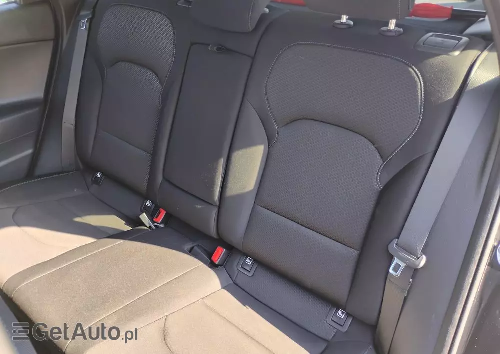 HYUNDAI I30 1.6 CRDi Comfort