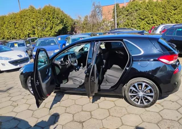 HYUNDAI I30 1.6 CRDi Comfort