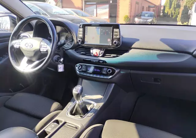 HYUNDAI I30 1.6 CRDi Comfort