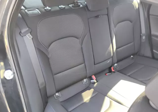 HYUNDAI I30 1.6 CRDi Comfort