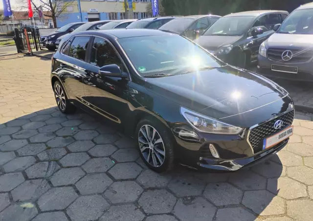 HYUNDAI I30 1.6 CRDi Comfort