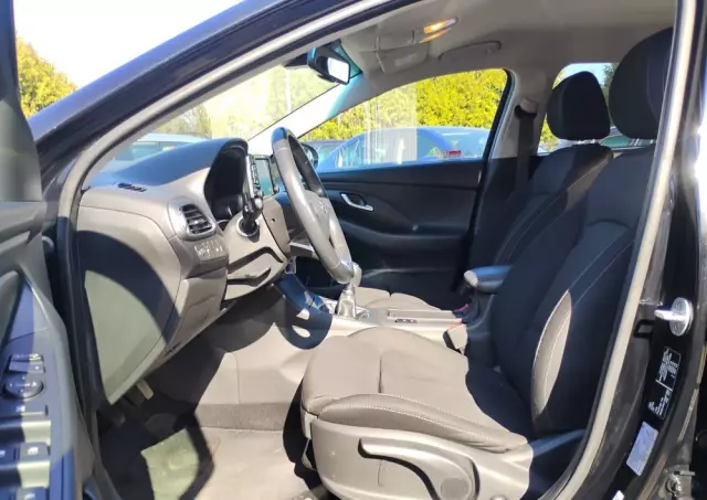 HYUNDAI I30 1.6 CRDi Comfort