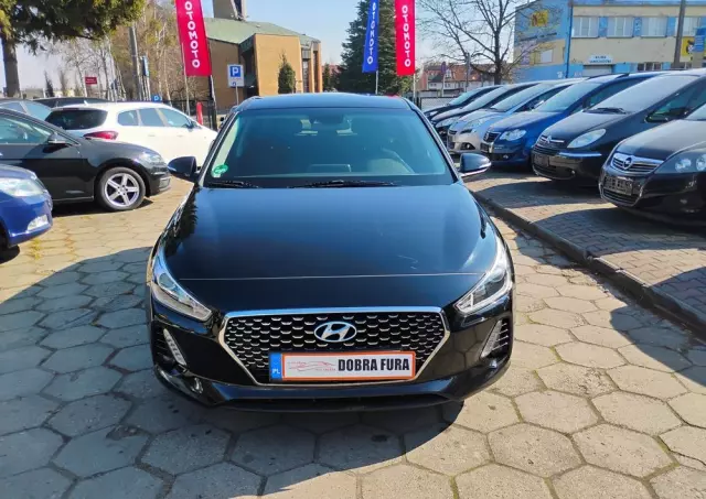 HYUNDAI I30 1.6 CRDi Comfort