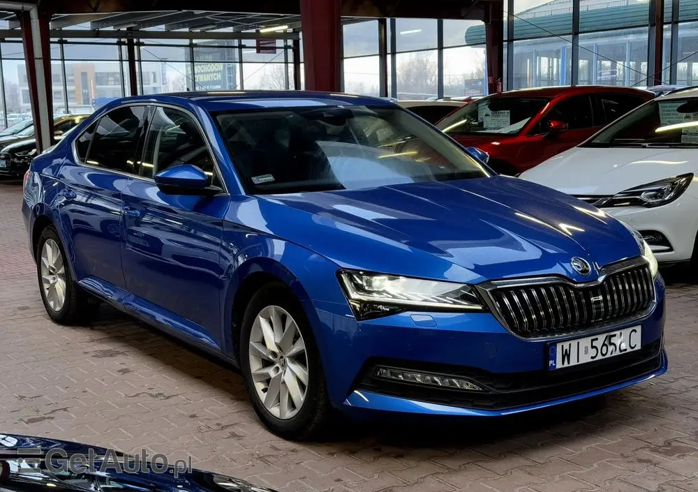 SKODA Superb 2.0 TDI SCR Ambition DSG