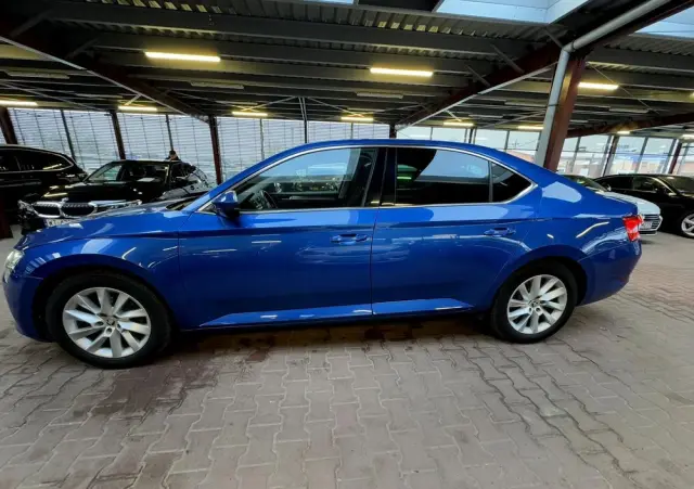 SKODA Superb 2.0 TDI SCR Ambition DSG