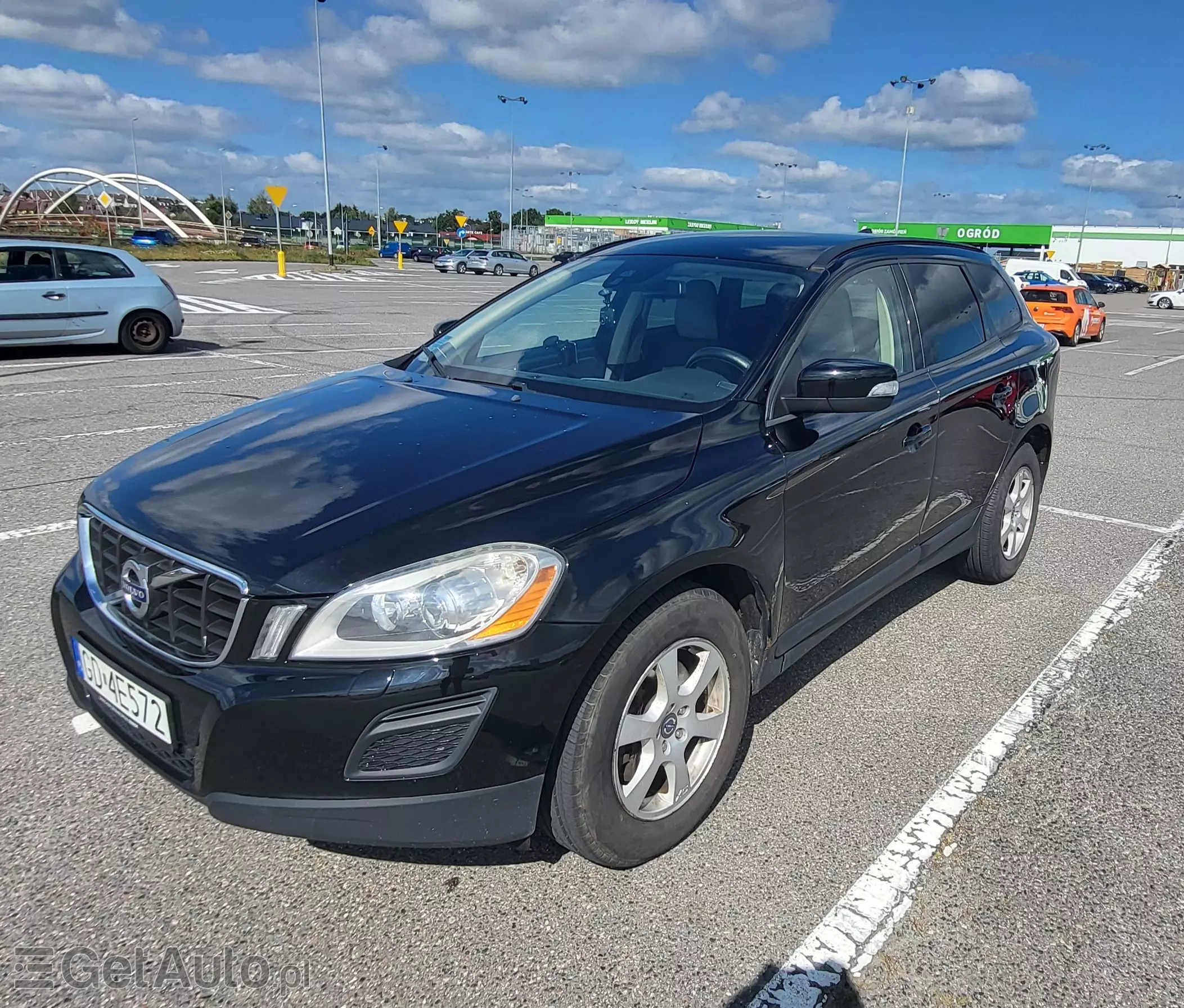 VOLVO Xc60 