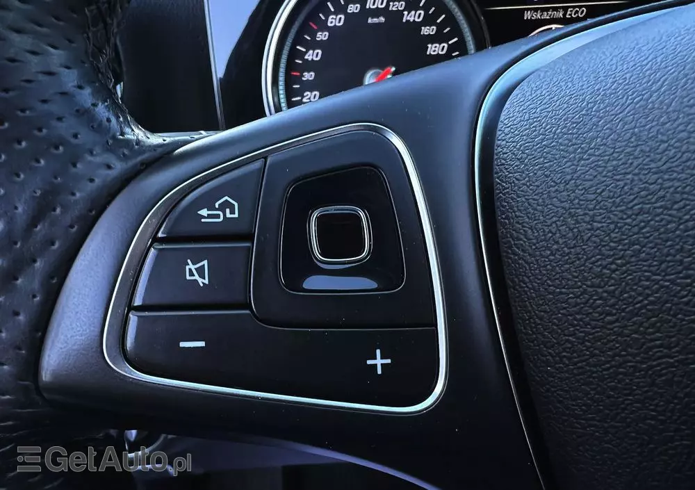 MERCEDES-BENZ Klasa E 220 d