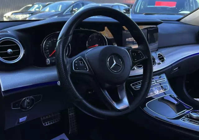 MERCEDES-BENZ Klasa E 220 d