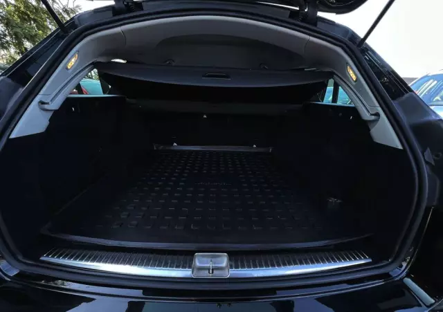 MERCEDES-BENZ Klasa E 220 d