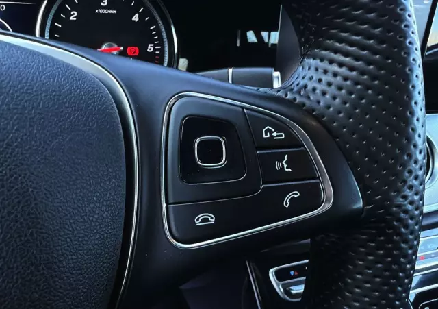 MERCEDES-BENZ Klasa E 220 d