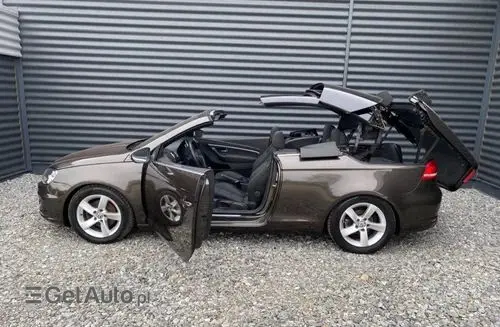 VOLKSWAGEN Eos 