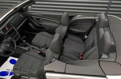 VOLKSWAGEN Eos 