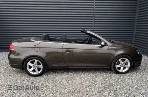 VOLKSWAGEN Eos 