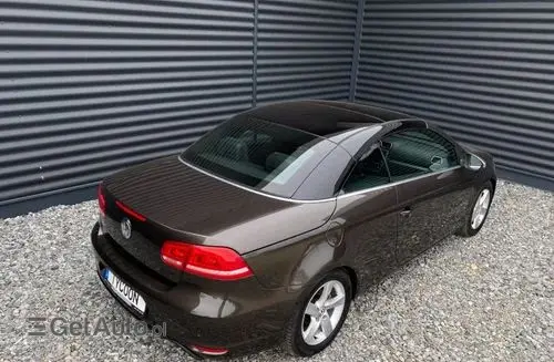 VOLKSWAGEN Eos 