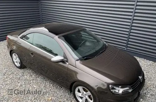 VOLKSWAGEN Eos 