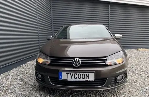 VOLKSWAGEN Eos 