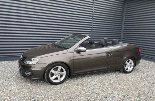 VOLKSWAGEN Eos 