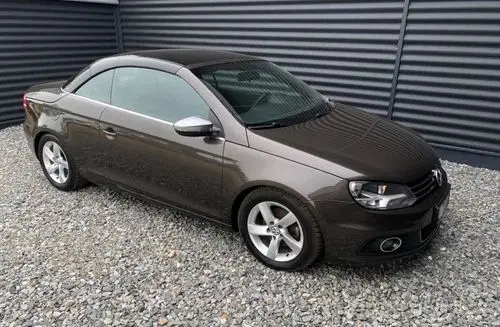 VOLKSWAGEN Eos 