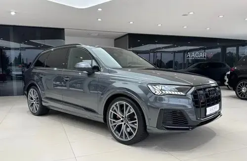AUDI SQ7 