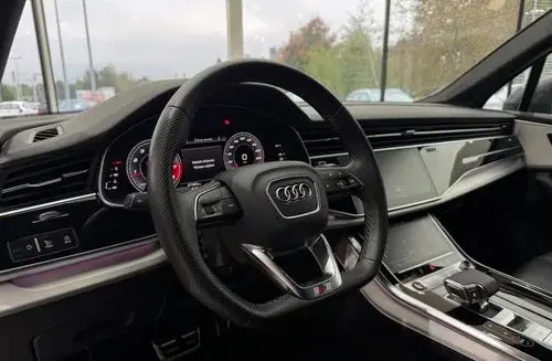 AUDI SQ7 