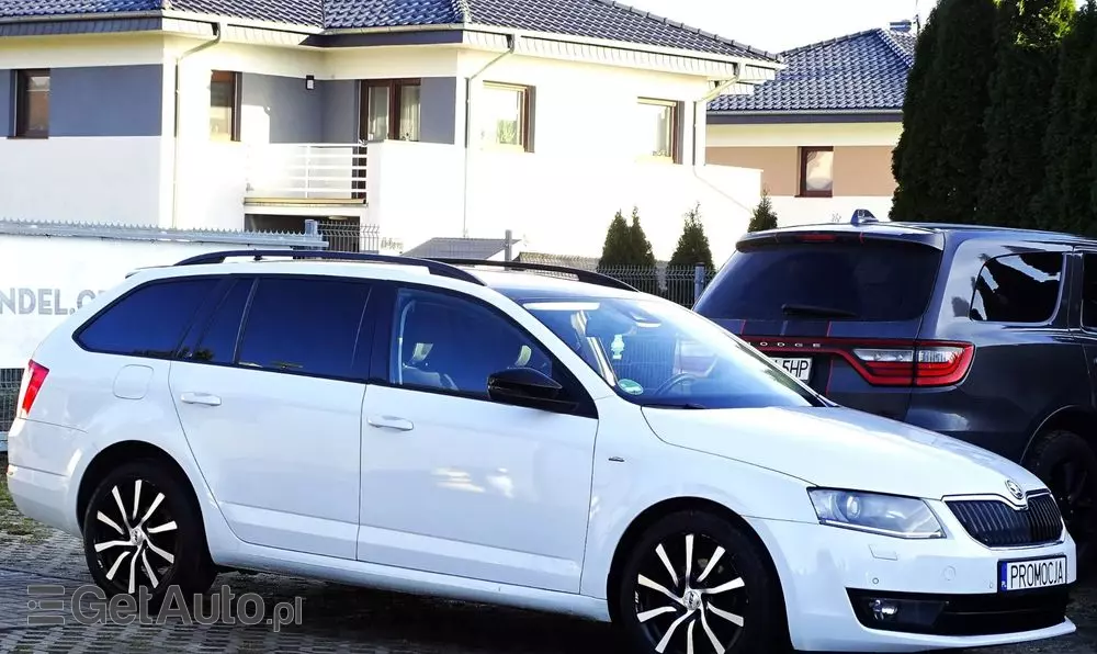 SKODA Octavia 2.0 TDI Joy DSG