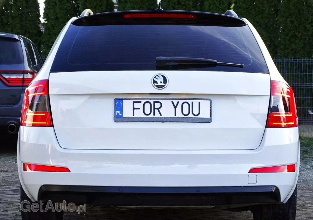 SKODA Octavia 2.0 TDI Joy DSG