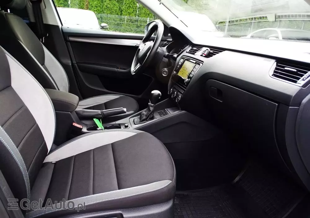 SKODA Octavia 2.0 TDI Joy DSG