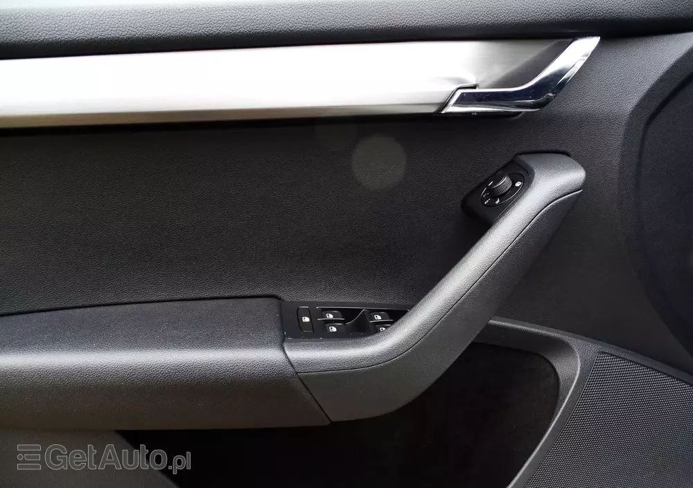 SKODA Octavia 2.0 TDI Joy DSG