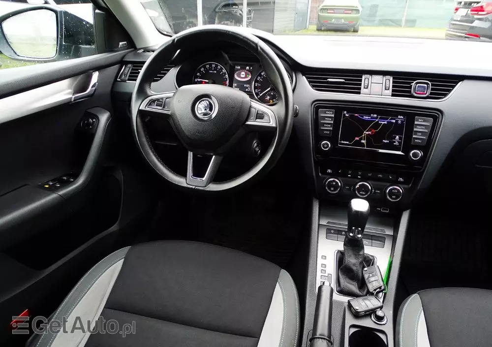 SKODA Octavia 2.0 TDI Joy DSG